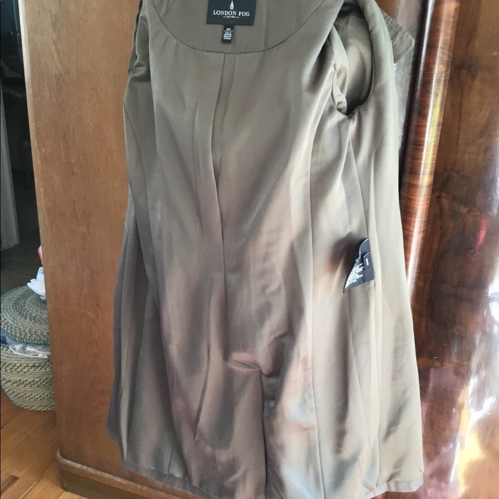 London Fog Trench Coat - Picture 7 of 8